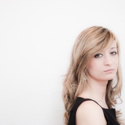 Vica Manos