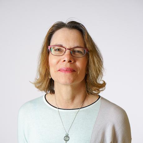  Alenka Grealish