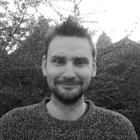 Dr Andrew Pledger