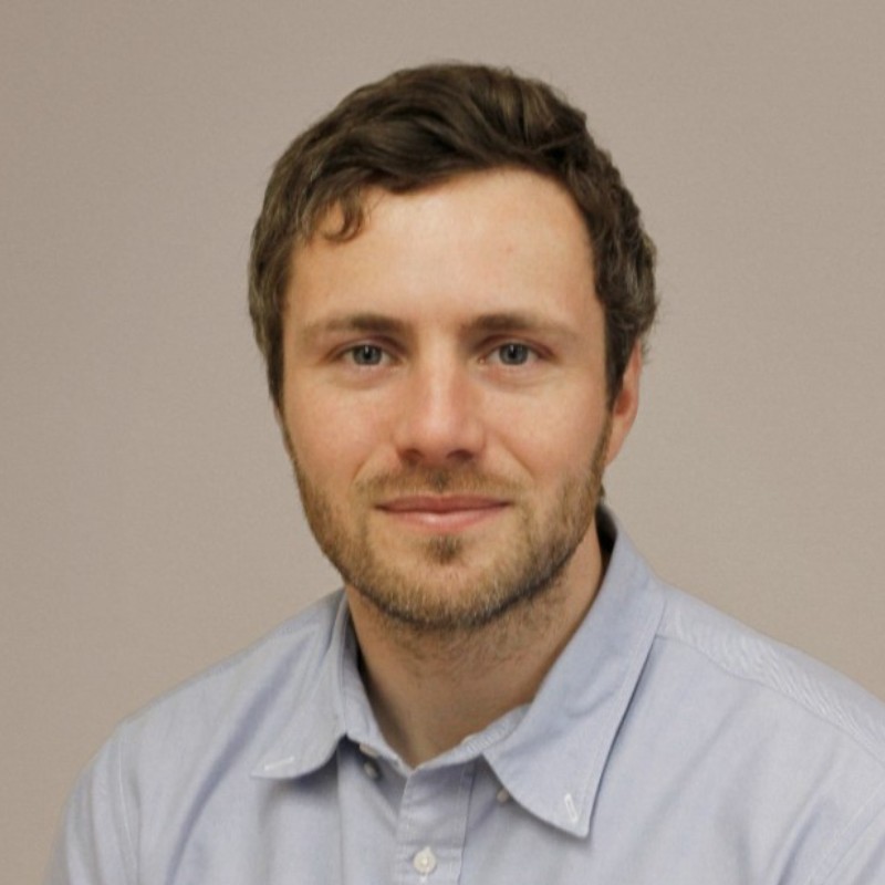 Tom Burton